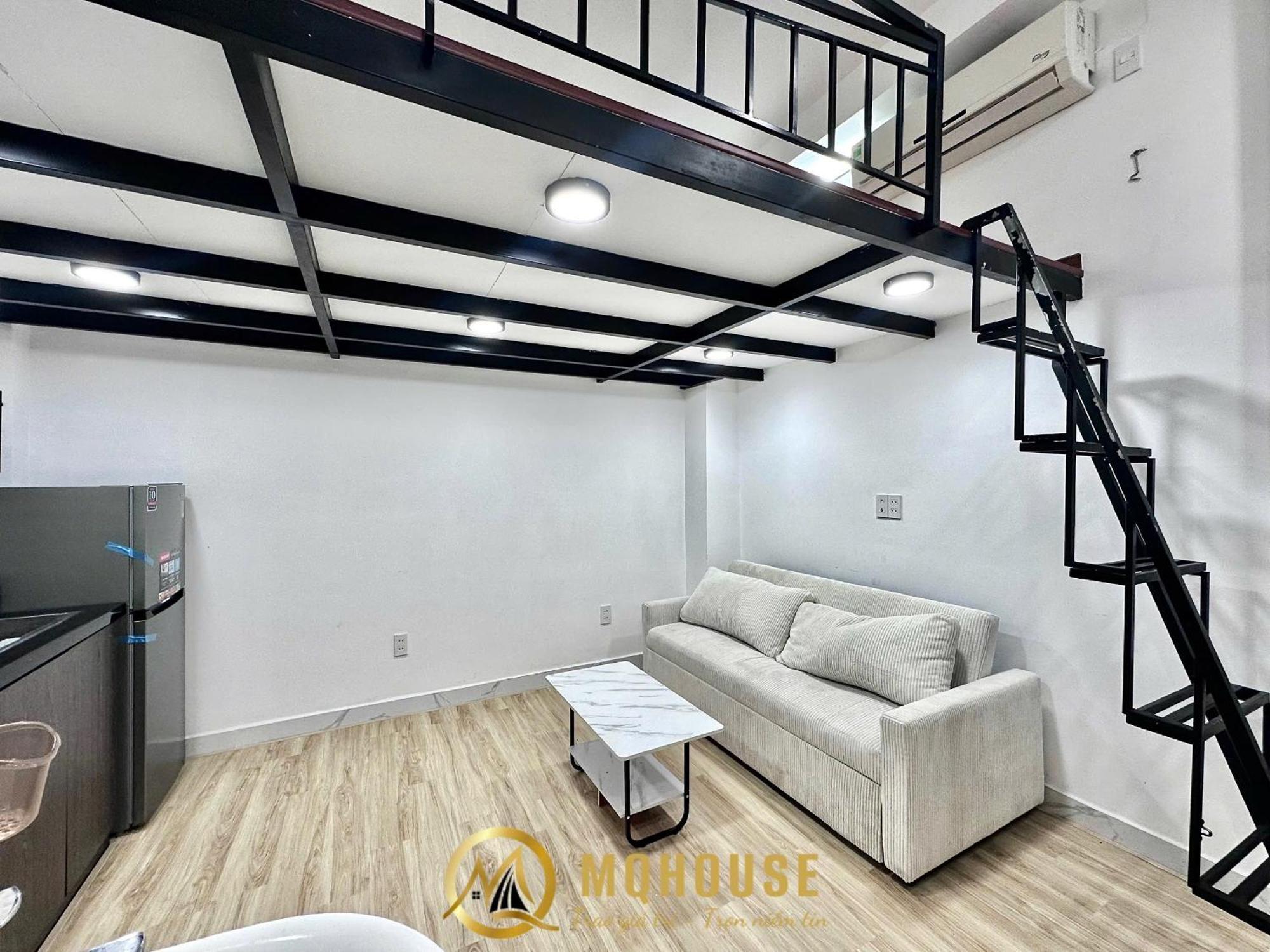 Apartment 80 Tran Quang Khai - Duplex Thiet Ke Thong Minh Hien Dai Cuc Ki Co Gu Day Du Tien Nghi *